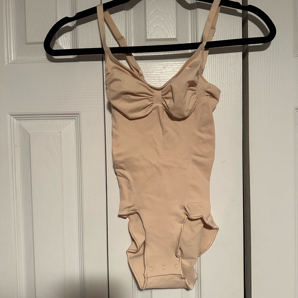 Skims seamless sculpt brief bodysuit - nude sand large